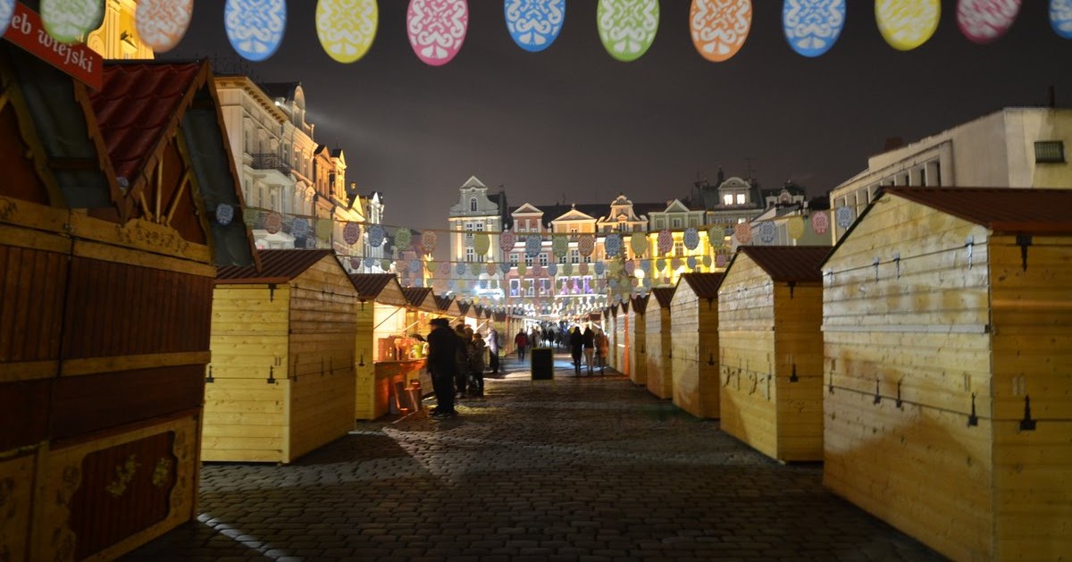 Podróże Dwóch Włóczykijów  ~  Two Gadabouts' Journeys: Starówka w Poznaniu w trakcie trwania wielkanocnego jarmarku w 2016 roku [Old town in Poznan (Poland) during the Easter fair in 2016]