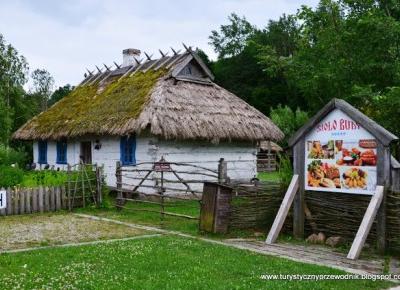 Podróże Dwóch Włóczykijów ~ Two Gadabouts' Journeys: Sioło Budy - zaciszny skansen z pensjonatem i restauracją w Puszczy Białowieskiej