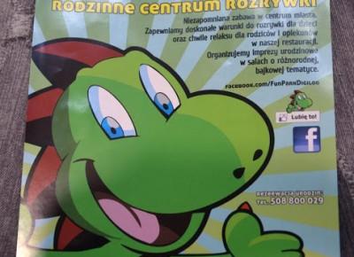 Podróże Dwóch Włóczykijów ~ Two Gadabouts' Journeys: Funpark Digiloo w Warszawie - recenzja bardzo dużej sali zabaw dla dzieci