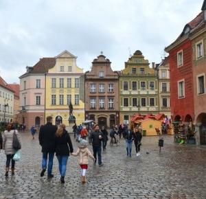 Podróże Dwóch Włóczykijów  ~  Two Gadabouts' Journeys: Marcowy spacer po Starówce w Poznaniu w deszczowy dzień [March stroll through Old Town in Poznan (Poland) on a rainy day]