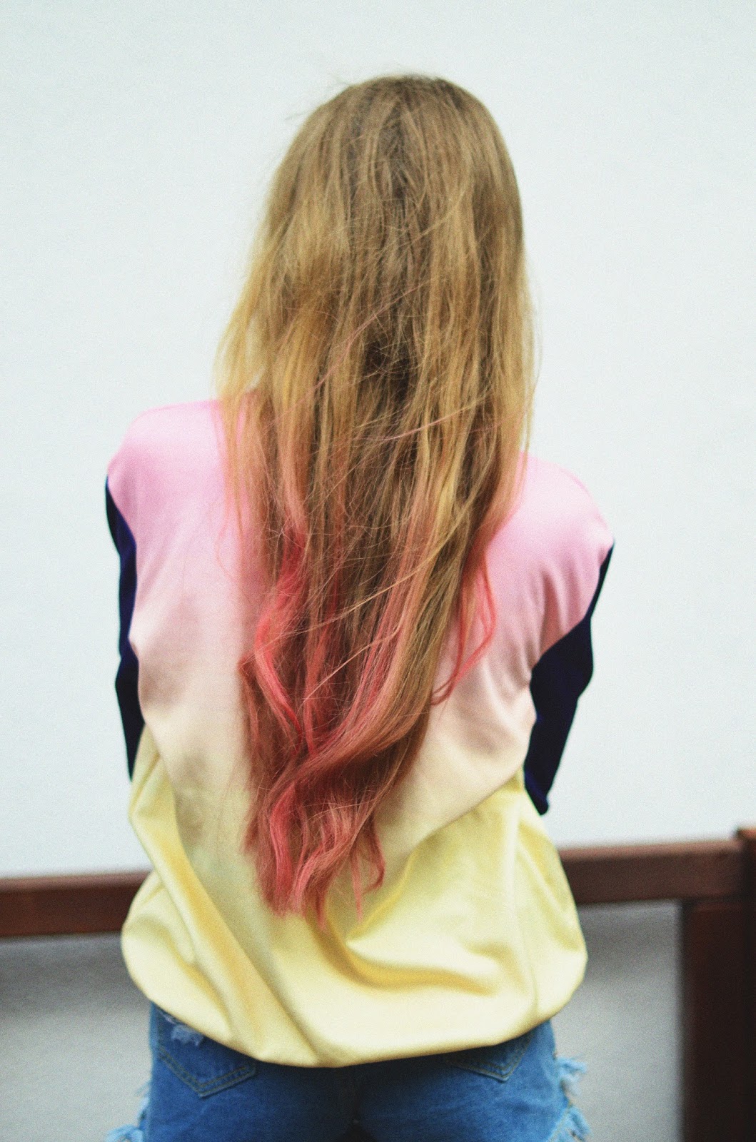 UNCARO: Kolorowe włosy w kilka minut | Joanna Color Spray
