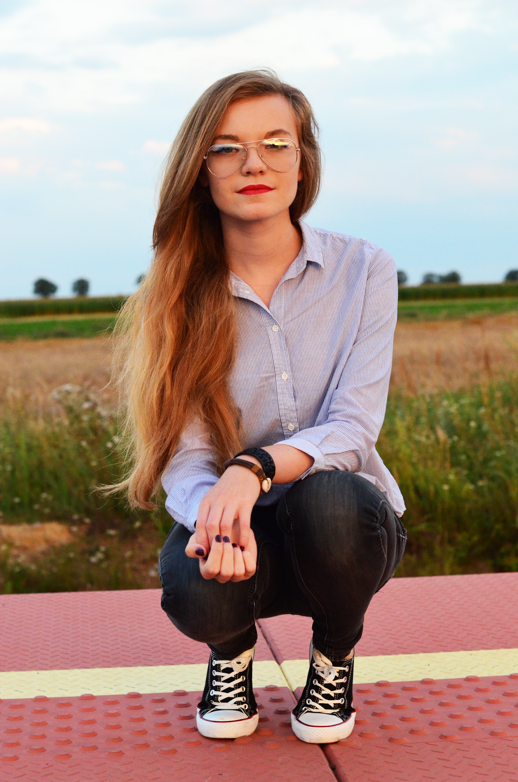 UNCARO: WHEN THE SUN GOES DOWN 