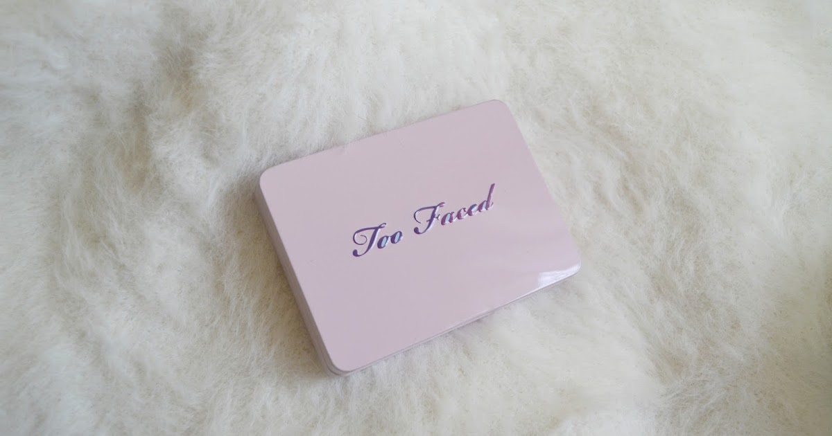 Witch Hearted: Review: Too Faced Totally Cute Palette 