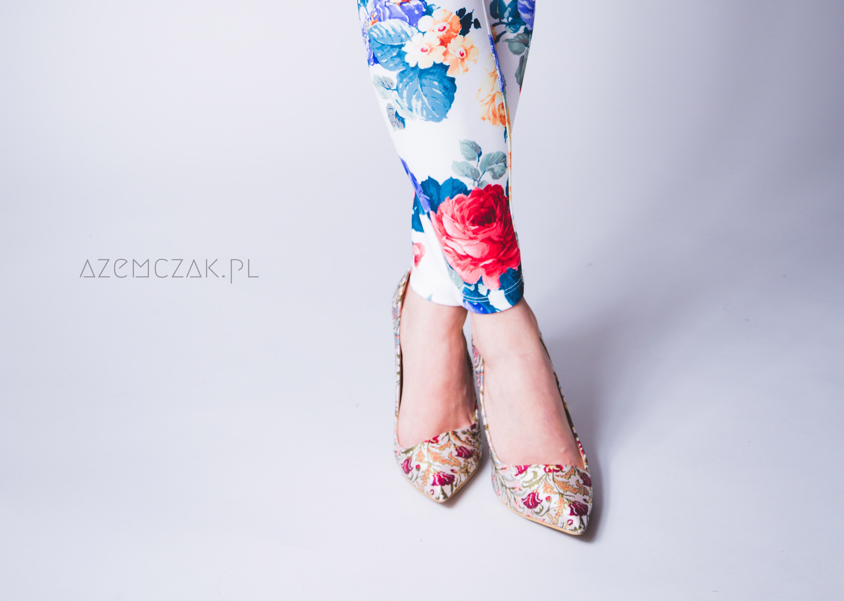 Spodnie w kwiaty- HIT 2016! – Świat wybiegiem 