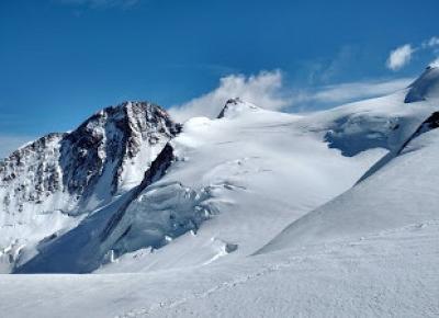 W podróży do chmur : Alpejska Wyprawa na Masyw Monte Rosa 2017 - Dzień 1. Kraków - Praga - Mediolan - Pont-Saint-Martin - Staffal