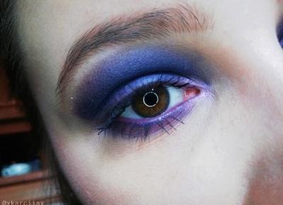 Dark blue makeup  - In my world