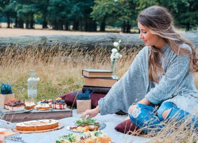 Jesienny piknik – jak zorganizować posiłek na świeżym powietrzu? - Zlota7