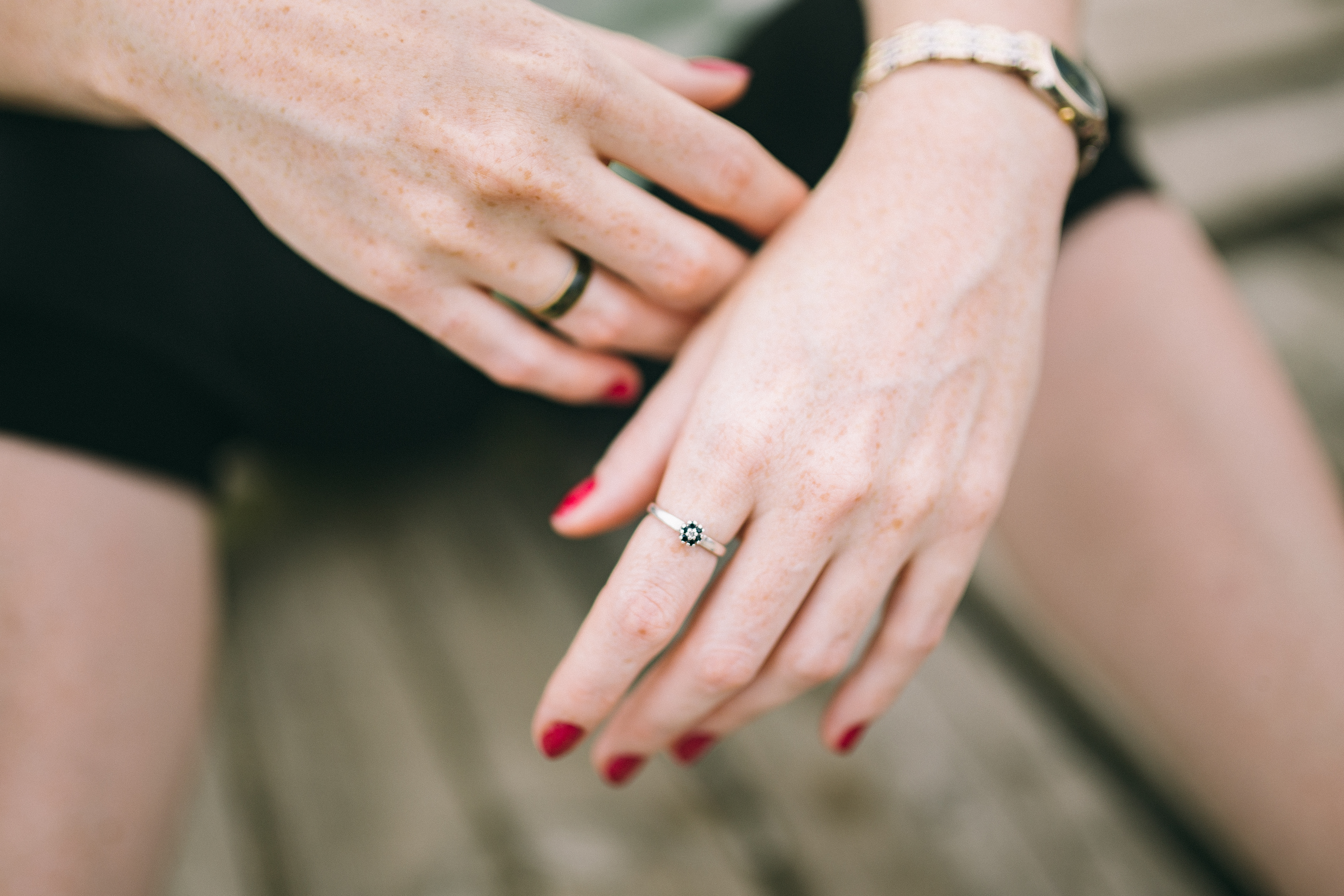 Dostałam z liścia od religii | Życiologia